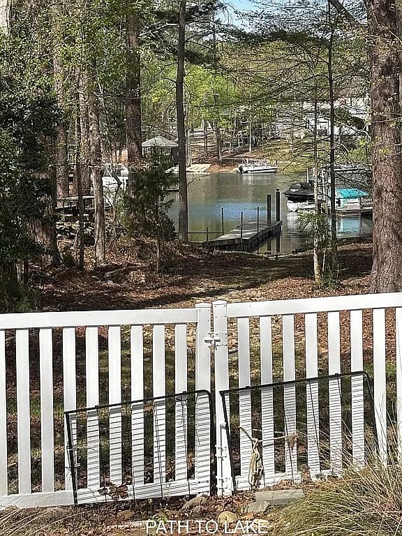 2337 Shulls Fork Rd — exterior photo