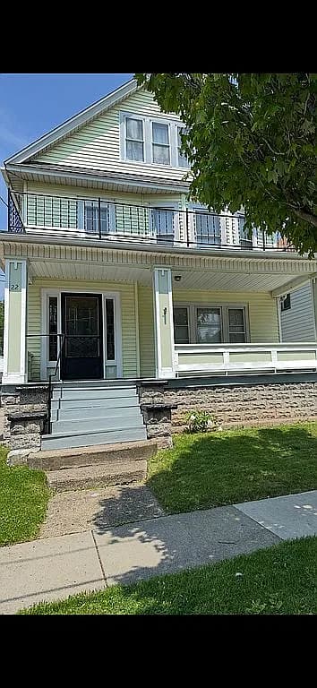 22 Briggs Ave — exterior photo