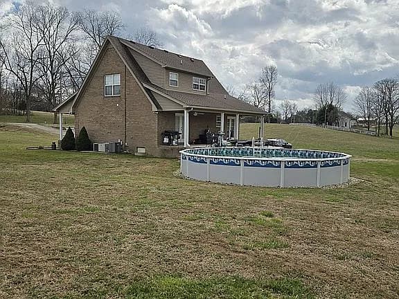 322 Ostella Rd — exterior photo