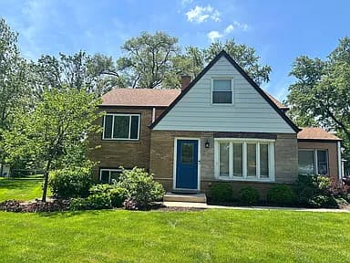 589 Inverness Rd — exterior photo