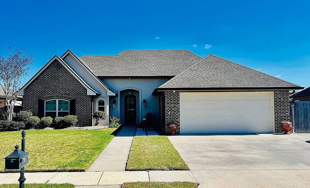 613 Shadowlawn Dr — exterior photo