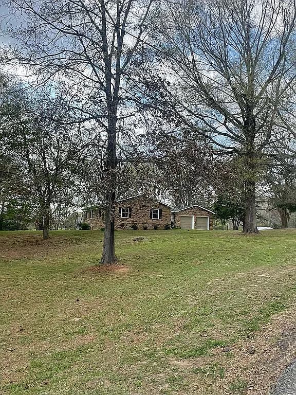 1206 Green Valley Dr — exterior photo