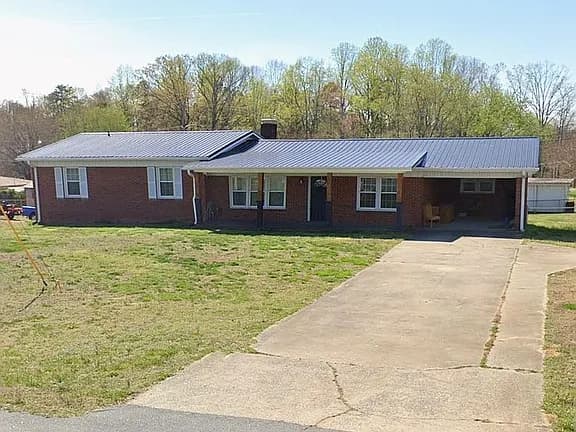 1664 Chase High Rd — exterior photo