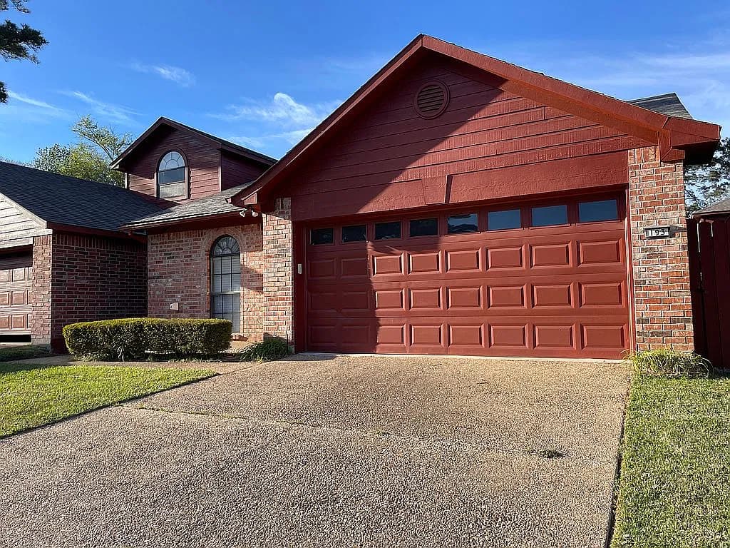 193 Fountain Vw — exterior photo