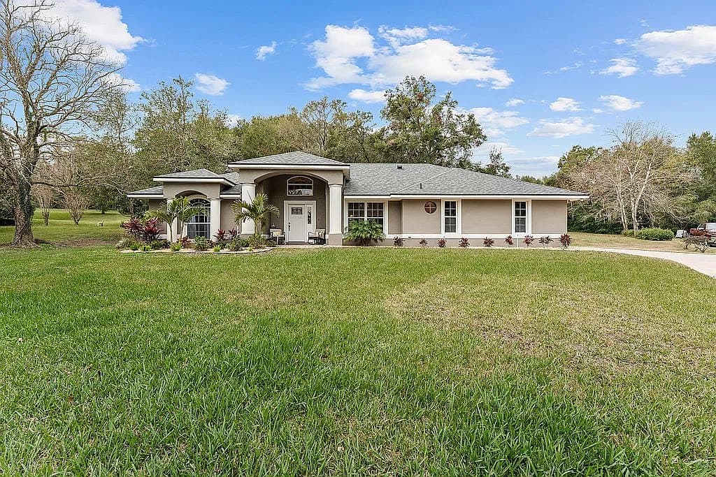 7237 Edmund Ct — exterior photo