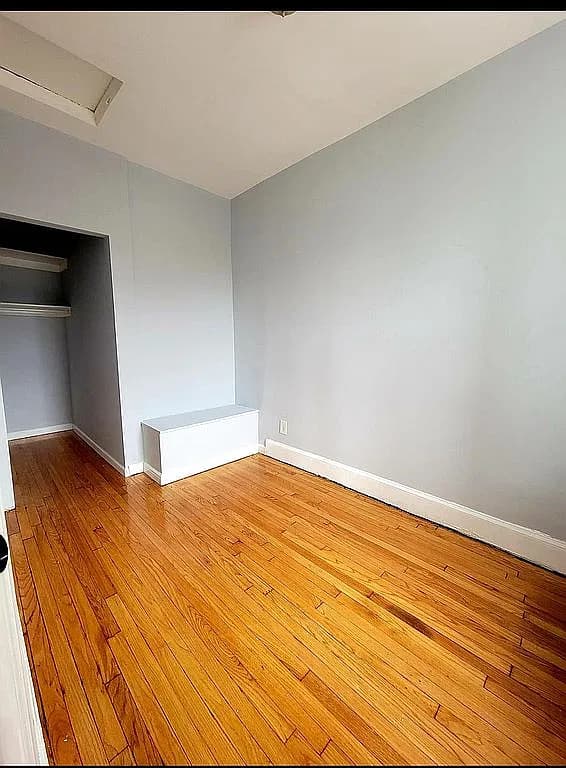 8804 3rd Ave — exterior photo