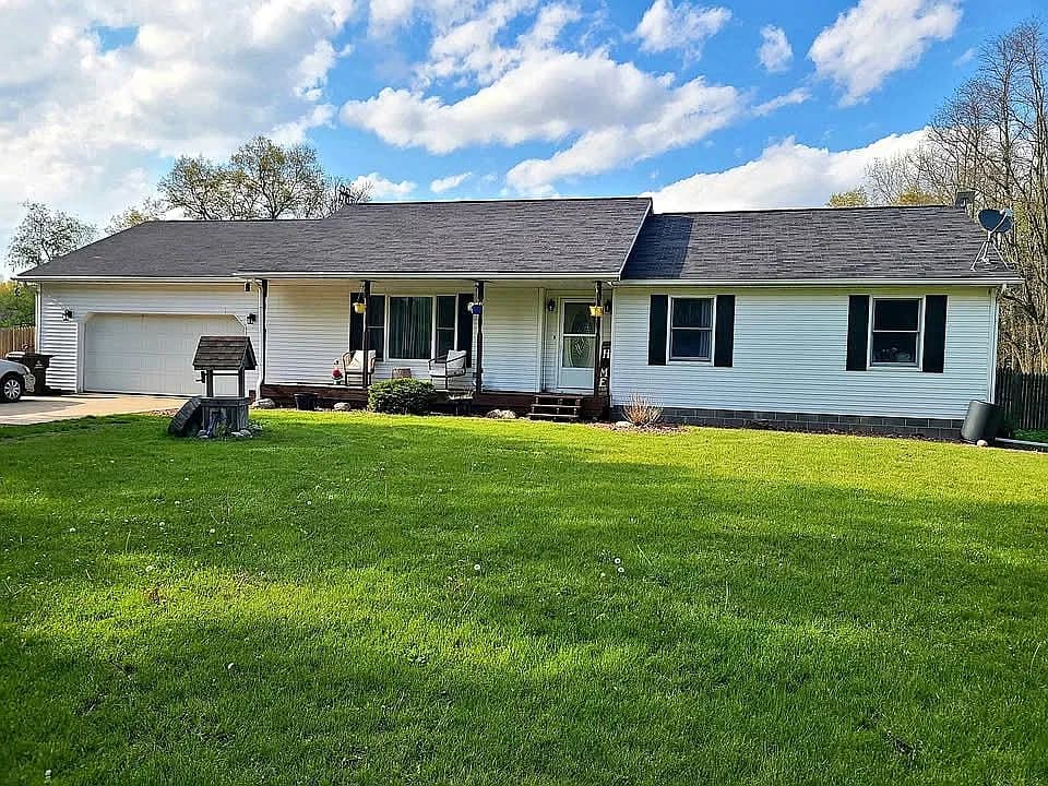 3899 Milner Rd — exterior photo
