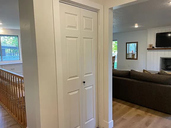 1318 W 5000 S — exterior photo
