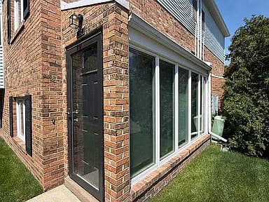 162 Pinewood Cir Unit 74 — exterior photo