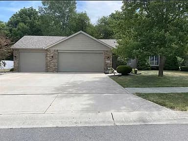 215 Cranberry Run — exterior photo