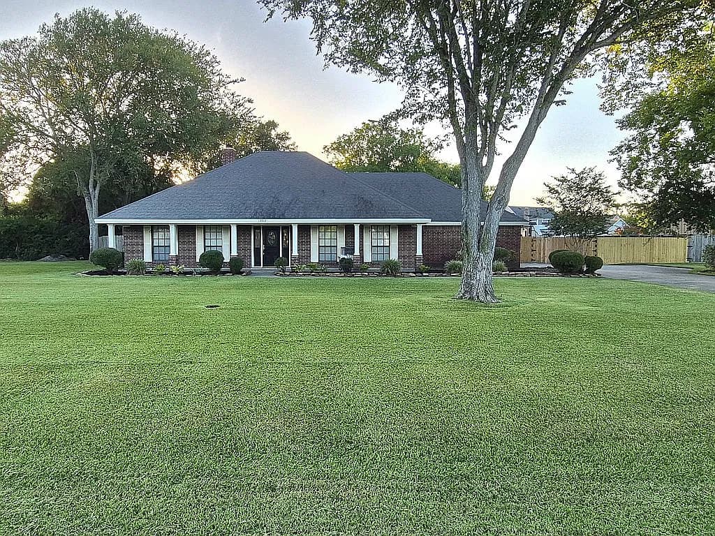 13303 Bay Place Dr — exterior photo