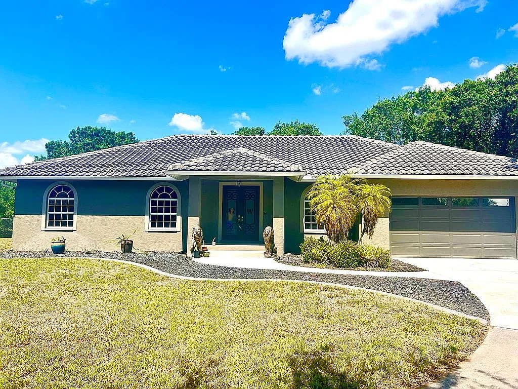 20101 Huffmaster Rd — exterior photo