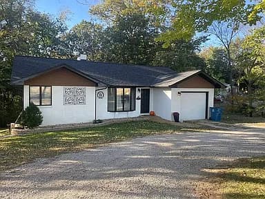 4273 State Route 160 — exterior photo