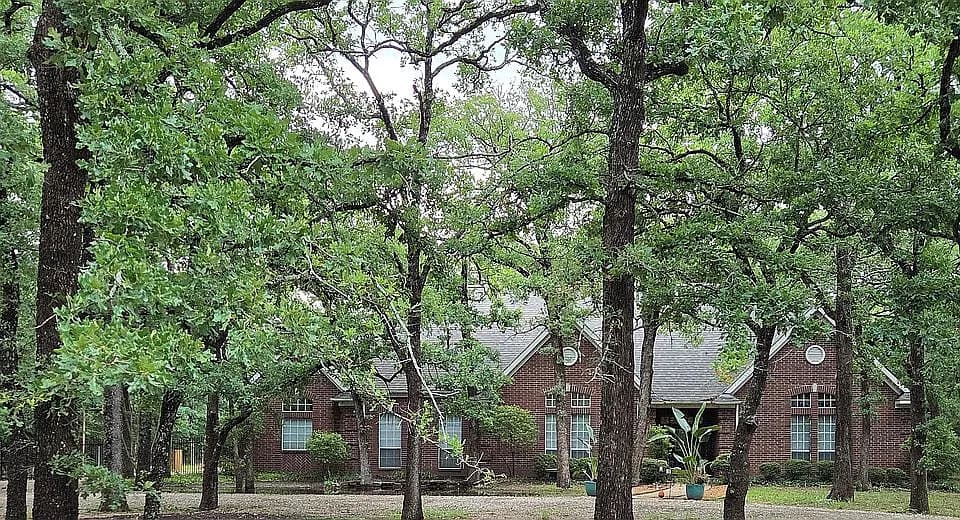 3123 County Road 3311 — exterior photo
