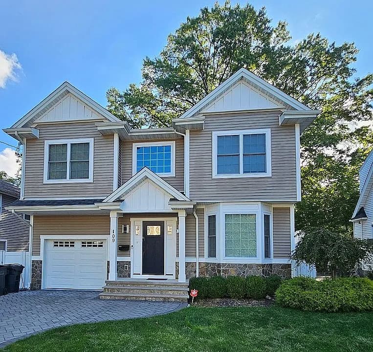 109 Wilbur Rd — exterior photo
