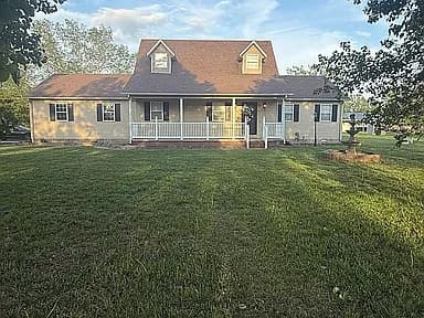 222 Jennings Ln — exterior photo