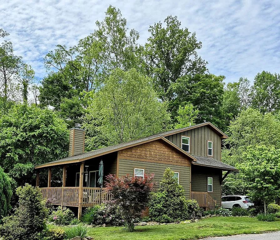 299 Campbell Creek Rd — exterior photo
