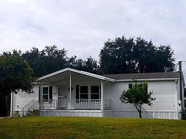 2086 Starboard Dr — exterior photo