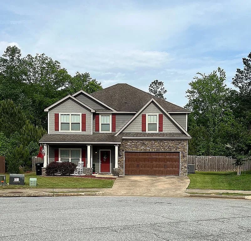 6696 Admiral Dr — exterior photo