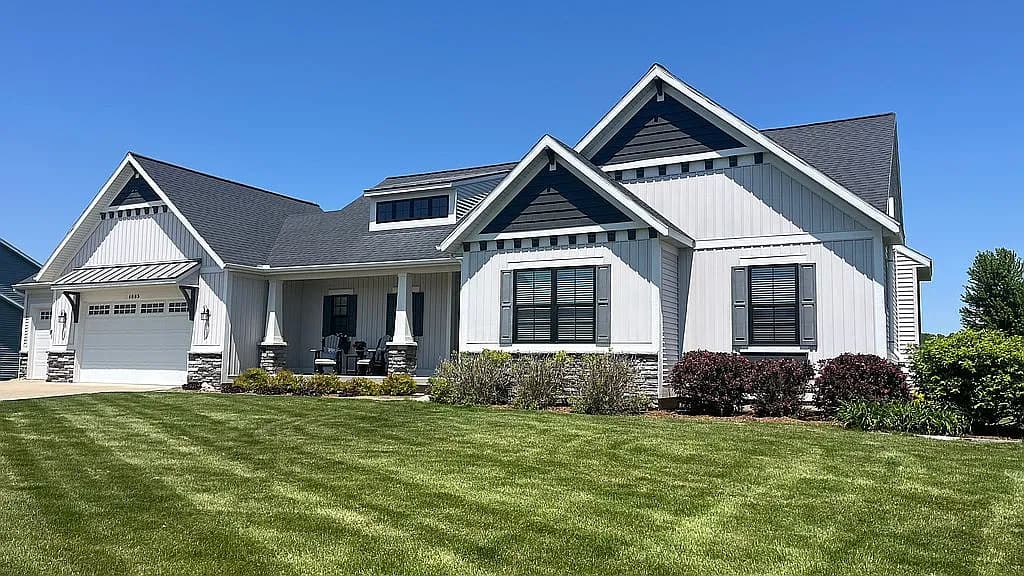 4085 Boulder View Dr — exterior photo