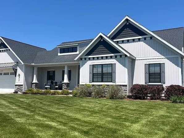 4085 Boulder View Dr — exterior photo