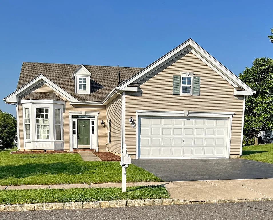 49 Bunker Hill Dr — exterior photo