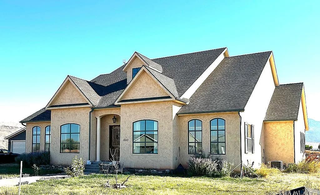 1350 E 600 S — exterior photo