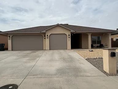 548 San Simon Dr — exterior photo