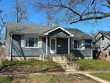 724 Dupage St — exterior photo