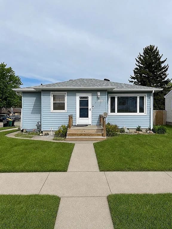 1331 N 15th St — exterior photo