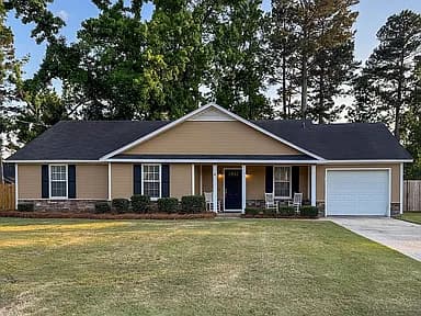 652 Kemper Dr — exterior photo