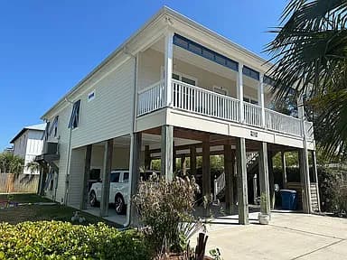 5700 Bear Point Ave — exterior photo