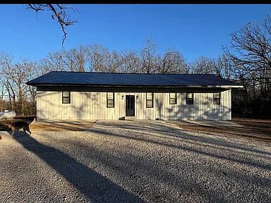 938 Post Oak Rd — exterior photo