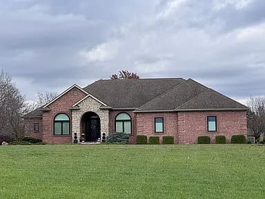 7500 N Fall Creek Dr — exterior photo