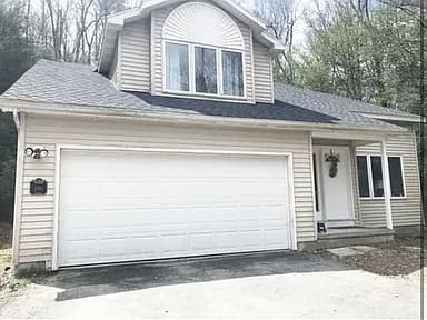 190 Stafford Rd — exterior photo