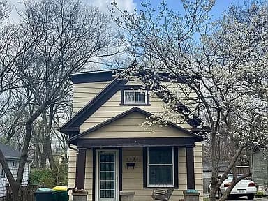 4434 Cambridge St — exterior photo