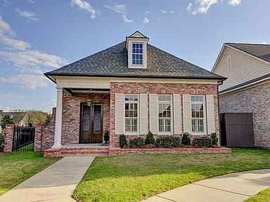 3106 Veranda Square Ave — exterior photo