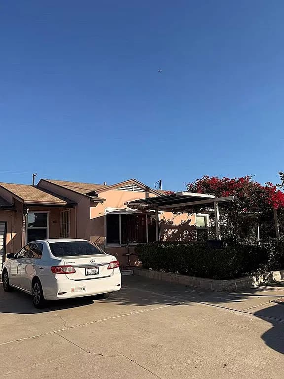 4228 Harlan Ave — exterior photo