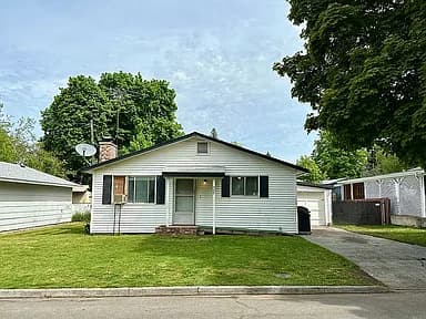 507 E Rose Ln — exterior photo