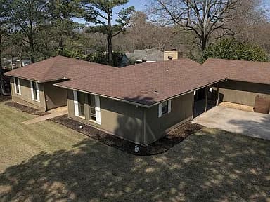 2700 Spring Valley — exterior photo