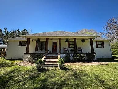 979 Border Springs Rd — exterior photo