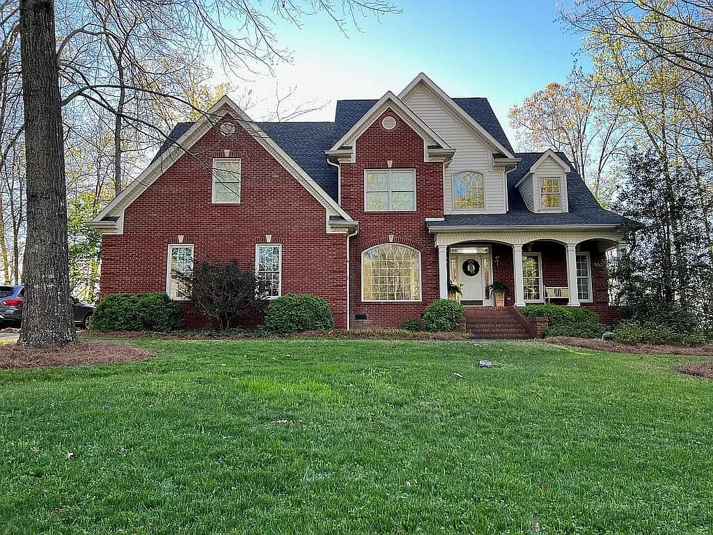 391 Indian Trce — exterior photo