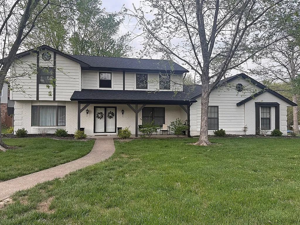 1001 Stonybrook Dr — exterior photo