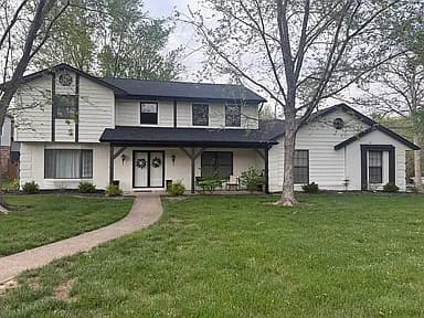 1001 Stonybrook Dr — exterior photo