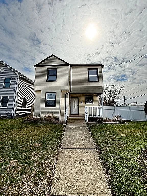 470 Joline Ave — exterior photo