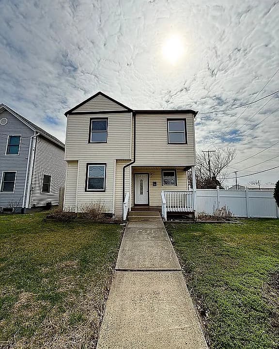 470 Joline Ave — exterior photo