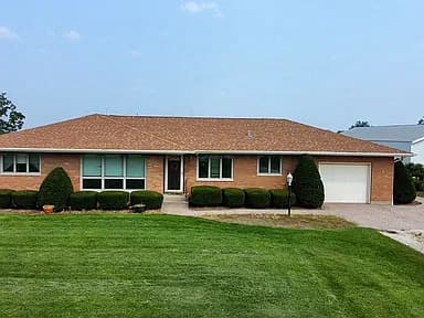10N831 State Route 47 — exterior photo