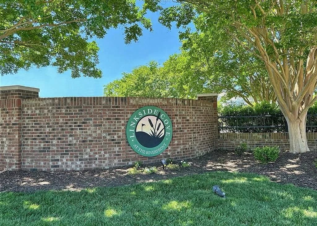 3002 Bay Shore Ln — exterior photo