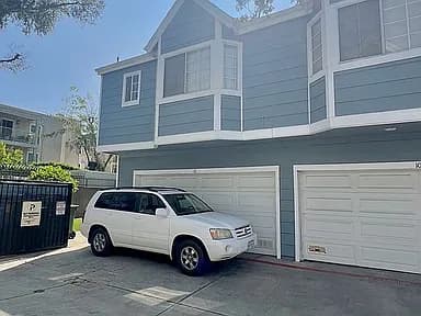 812 N Inglewood Ave APT 11 — exterior photo