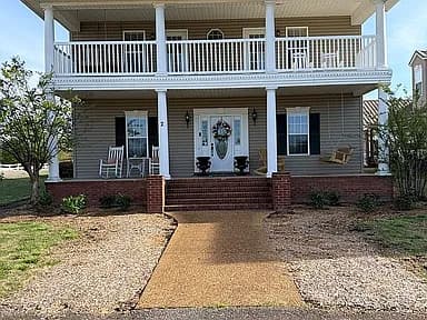 2 Everett Easement — exterior photo